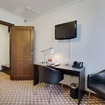 Kryb I Ly Hotel 4*