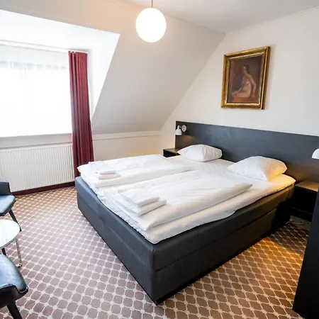 Hotell Kryb I Ly