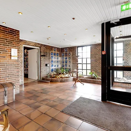 Kryb I Ly 4* フレゼリシア