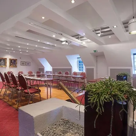 ホテル Kryb I Ly 4*