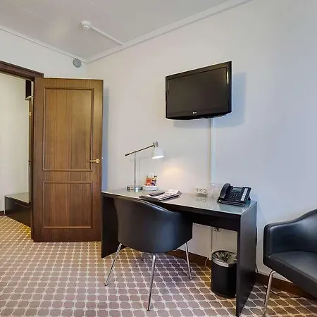 Kryb I Ly Hotel 4*